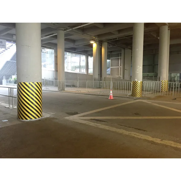 Selbstklebendes Wandschutzprofil SoftBumpers aus Schaumstoff – 1500×1000 mm, gelb-schwarz