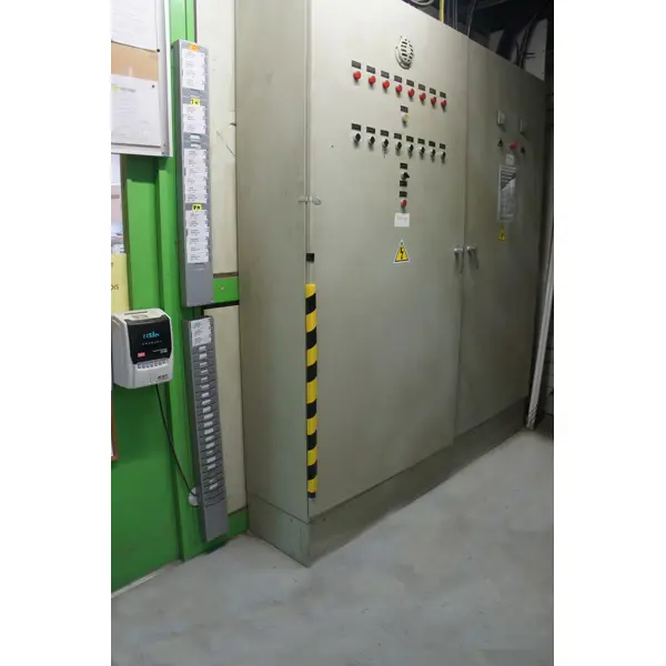 Selbstklebendes Warnschutzeckenprofil SoftBumpers aus Schaumstoff – 750×30 mm, rot-weiß