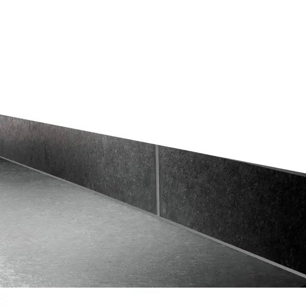 Sockelleiste StandardRecycled aus recyceltem PVC – 1000×80×6mm, glatte Oberfläche, schwarz