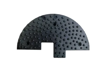 Verzögerungsschwelle, Retarder mit reflektierenden Streifen LP300, Endelement – 150×300×55,6 mm, schwarz-gelb