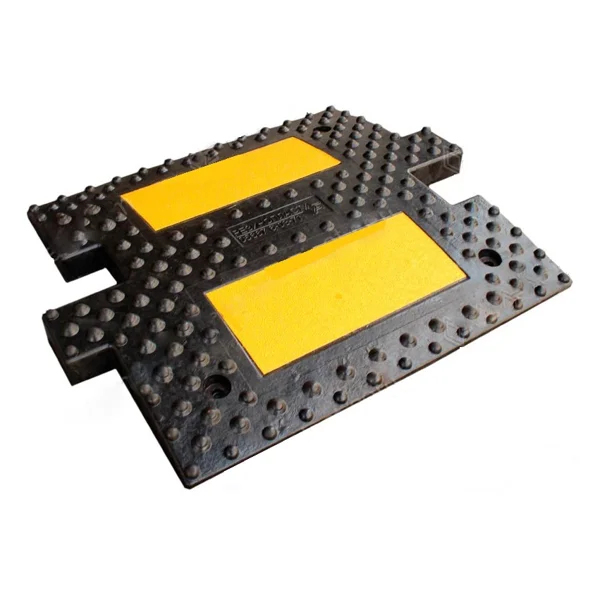 Verzögerungsschwelle, Retarder mit reflektierenden Streifen LP500, Durchlaufelement – 500×500×50 mm, schwarz-gelb