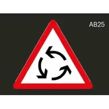 Vorgefertigte Warnstraßenmarkierung "Kreuzung mit Kreisverkehr" – Thermoplast, 2500×1000 mm