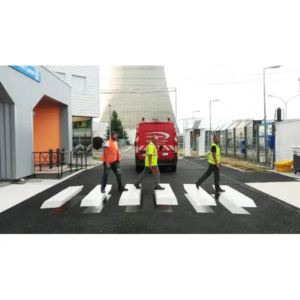 Vorgefertigter 3D-Fußgängerüberweg –Thermoplast, weiß-gelb, 5 Streifen