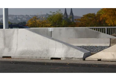 Zweiseitige Betonschutzplanke TYP120 – Endstück, 4000×695×1200 mm